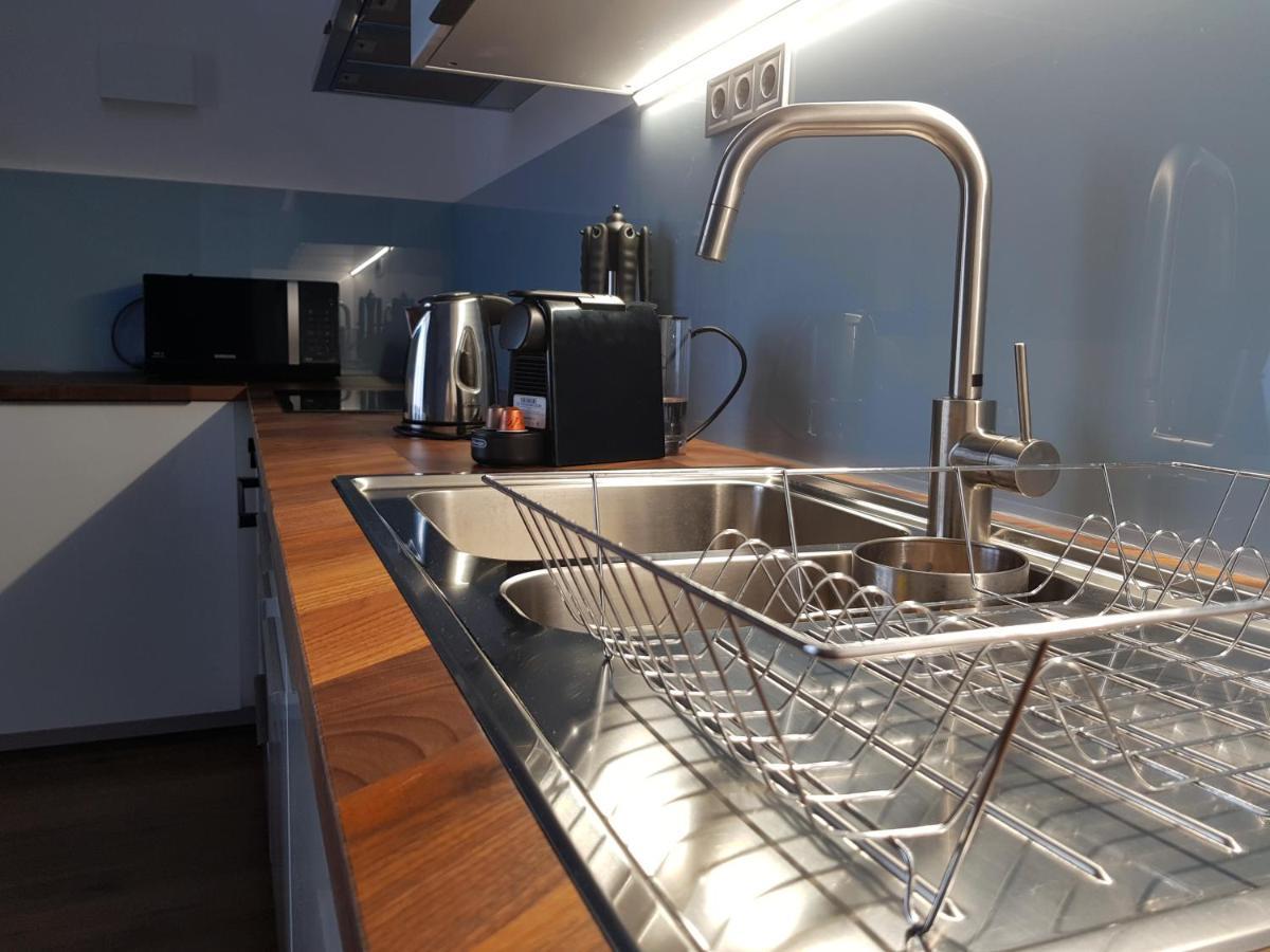 Luxurious Apartment With Balconies In Downtown Bp Budapest Eksteriør billede
